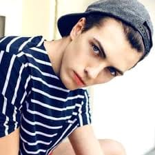 พิธา ลิ้มเจริญรัตน์ avatar